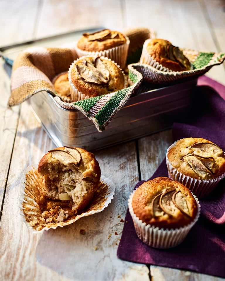 Pear, apple and cider muffins
